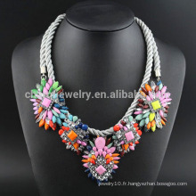 Collier de fleurs en gros bijoux à la mode avec acrylique SN-035